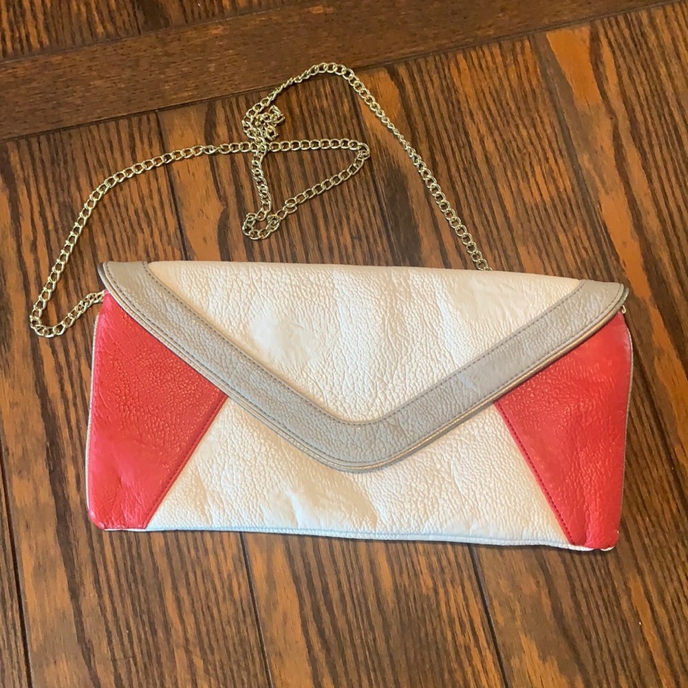 Steve Madden bag with gold chain